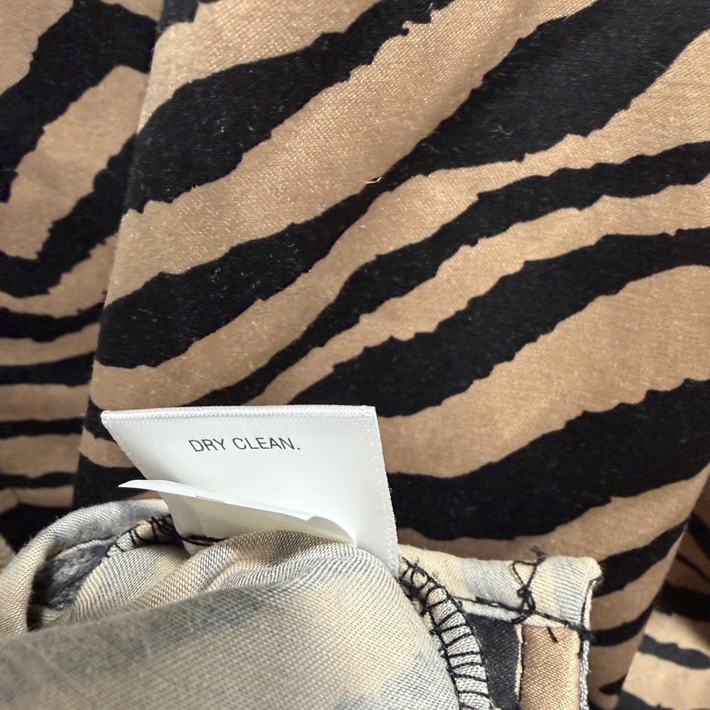 Dana Buchman Zebra Print Jacket - Belted. Size L - Elegant. Very Gently used. - Picture 6 of 6